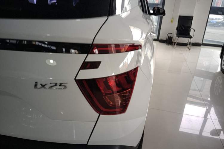 Used Hyundai ix25 2020 1.5L CVT GLS Smart Model Exterior 3
