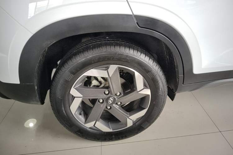 Used Hyundai ix25 2020 1.5L CVT GLS Smart Model Exterior 5