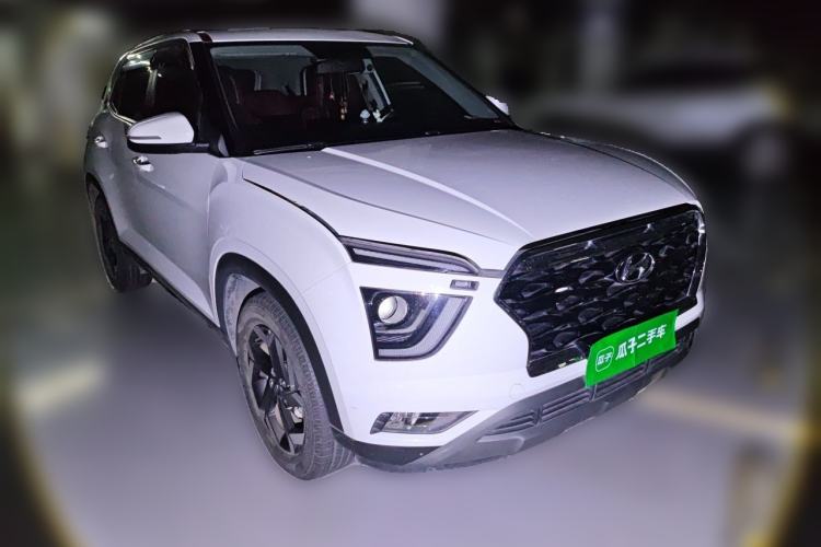 Used Hyundai ix25 2020 1.5L CVT DLX Prestige Version Front Right 45 Deg