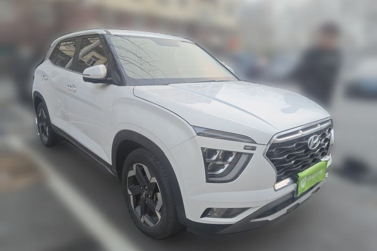 Used Hyundai ix25 2020 1.5L CVT DLX Prestige Version Front Right 45 Deg