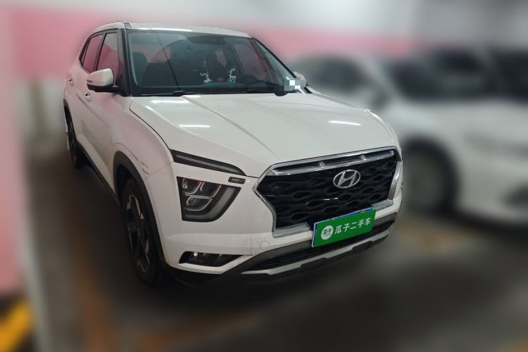 Used Hyundai ix25 2020 1.5L CVT DLX Prestige Version Front Right 45 Deg