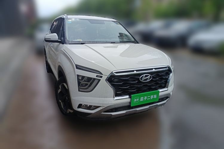 Used Hyundai ix25 2020 1.5L CVT DLX Prestige Version Front Right 45 Deg
