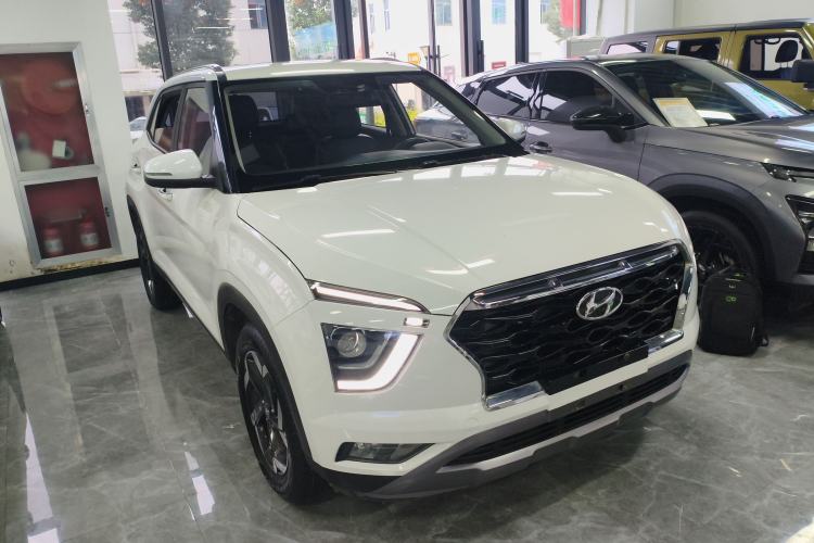 Used Hyundai ix25 2020 1.5L CVT GLS Smart Model Front Right 45 Deg