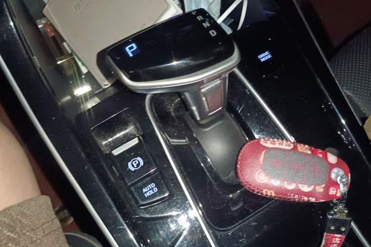 Used Hyundai ix25 2020 1.5L CVT DLX Prestige Version Gear Lever