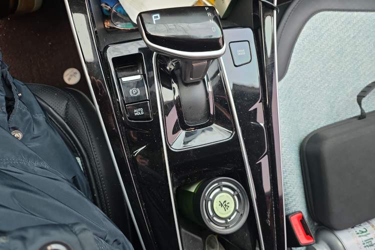 Used Hyundai ix25 2020 1.5L CVT GLS Smart Model Gear Lever