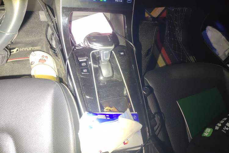 Used Hyundai ix25 2020 1.5L CVT GLS Smart Model Gear Lever
