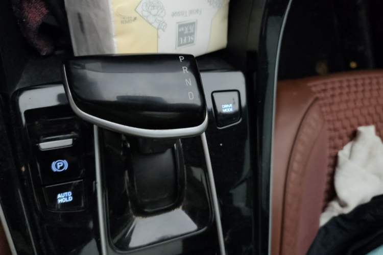 Used Hyundai ix25 2020 1.5L CVT GLS Smart Model Gear Lever