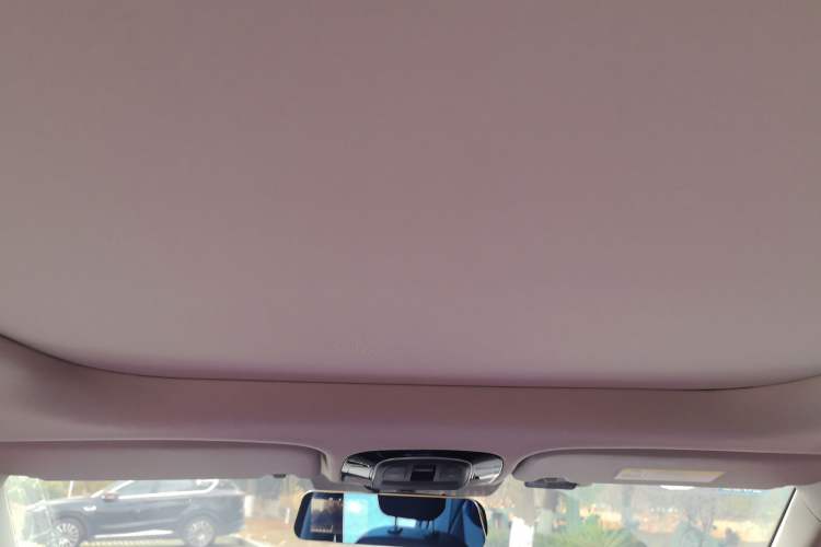 Used Hyundai ix25 2020 1.5L CVT GLS Smart Model Headliner