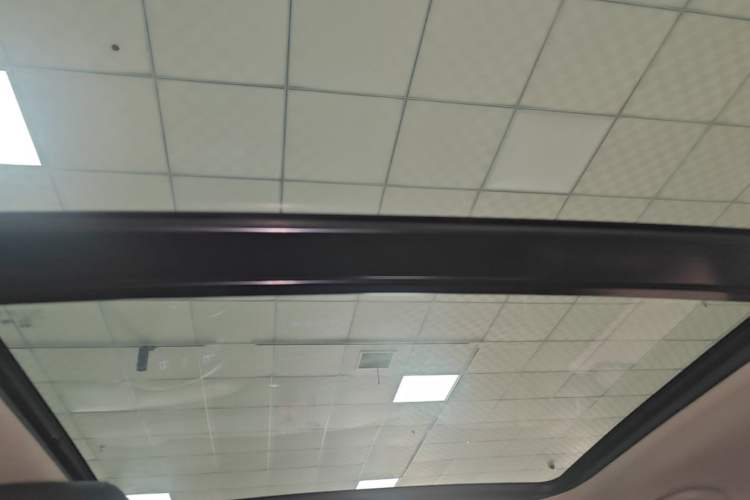 Used Hyundai ix25 2020 1.5L CVT GLS Smart Model Headliner