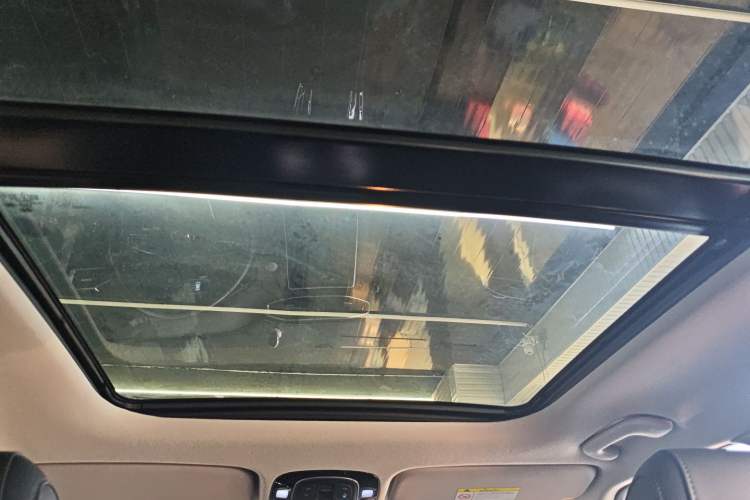 Used Hyundai ix25 2020 1.5L CVT GLS Smart Model Headliner