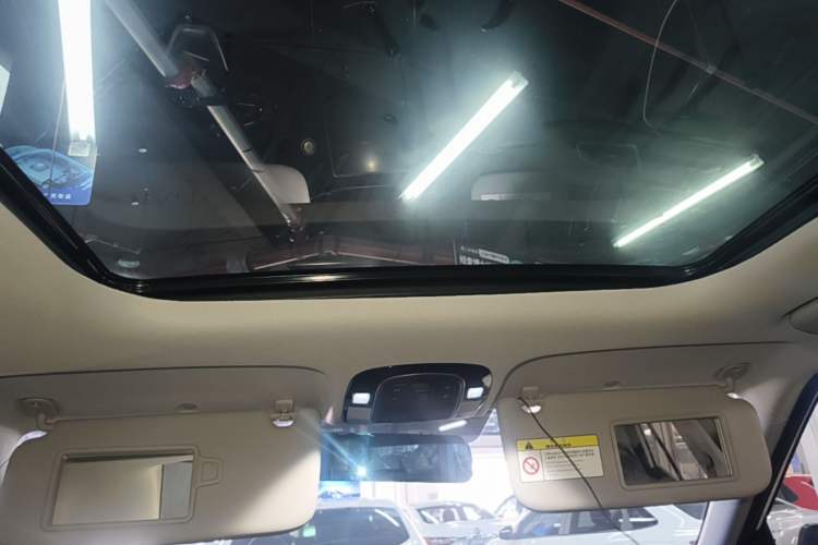 Used Hyundai ix25 2020 1.5L CVT DLX Prestige Version Headliner