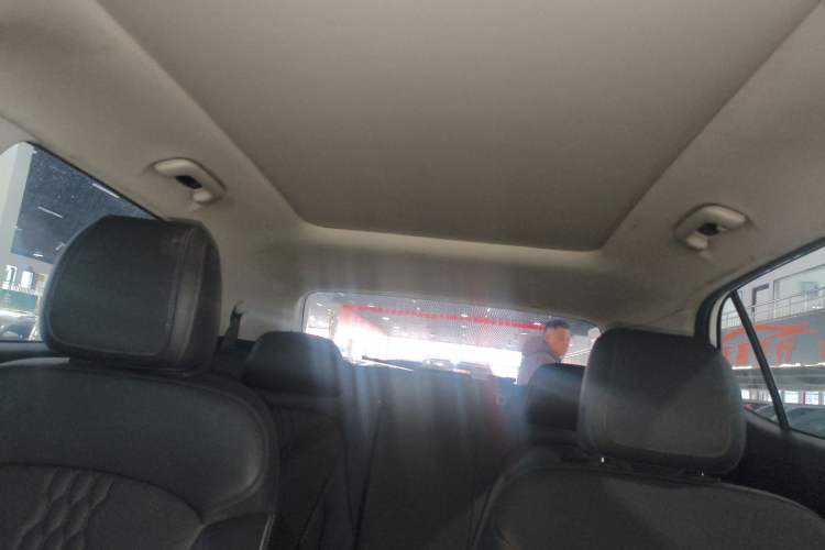 Used Hyundai ix25 2020 1.5L CVT GLS Smart Model Headliner