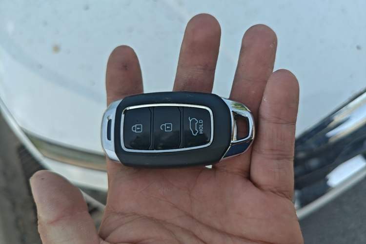 Used Hyundai ix25 2020 1.5L CVT GLS Smart Model Interior 1