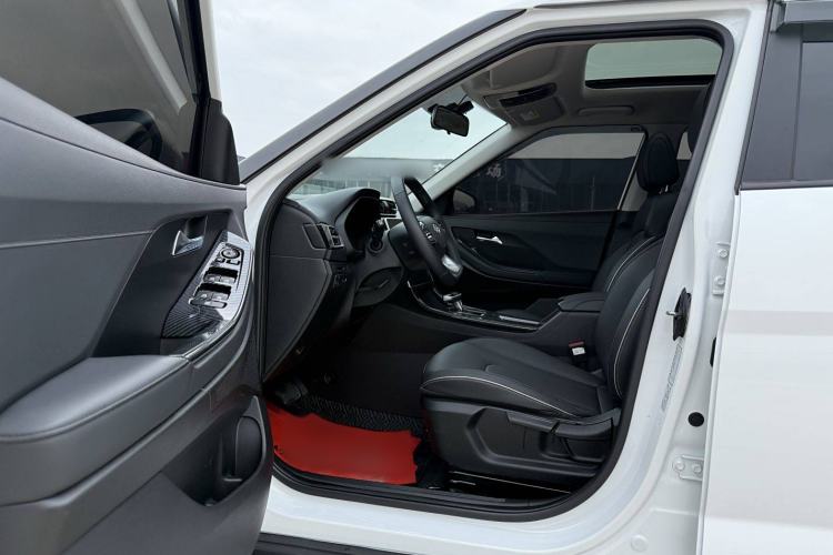 Used Hyundai ix25 2020 1.5L CVT DLX Prestige Version Interior 2