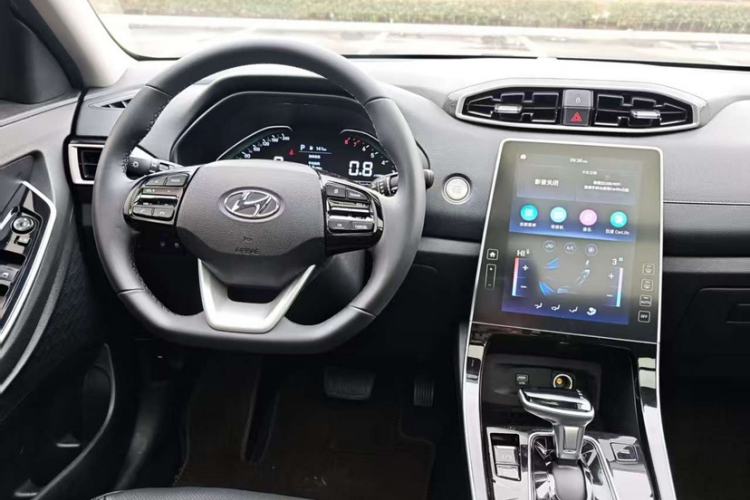 Used Hyundai ix25 2020 1.5L CVT GLS Smart Model Interior 3