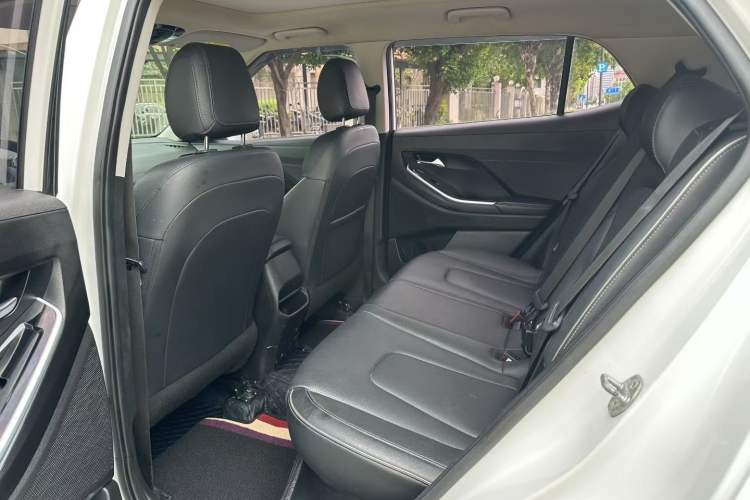 Used Hyundai ix25 2020 1.5L CVT DLX Prestige Version Interior 3