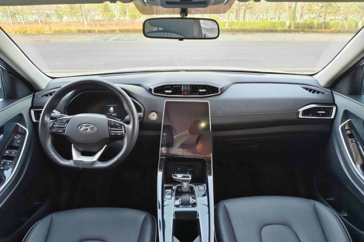 Used Hyundai ix25 2020 1.5L CVT GLS Smart Model Interior 7