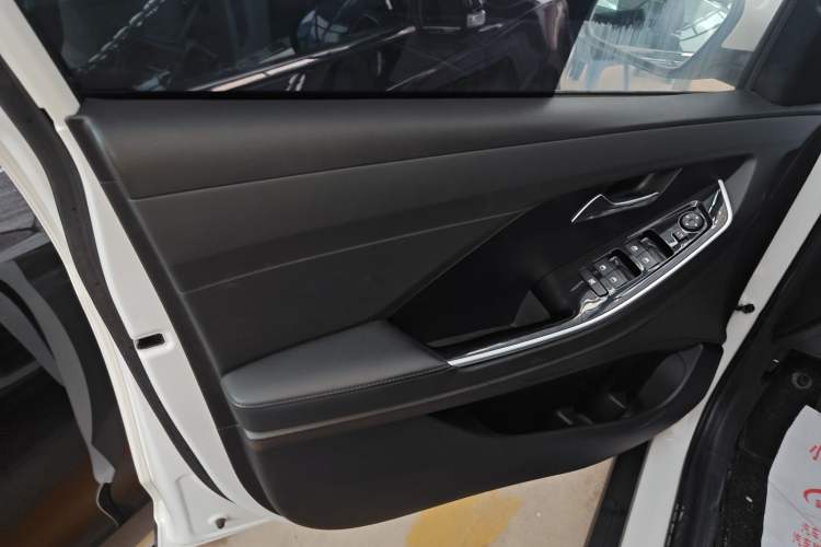 Used Hyundai ix25 2020 1.5L CVT GLS Smart Model Left Front Door Interior