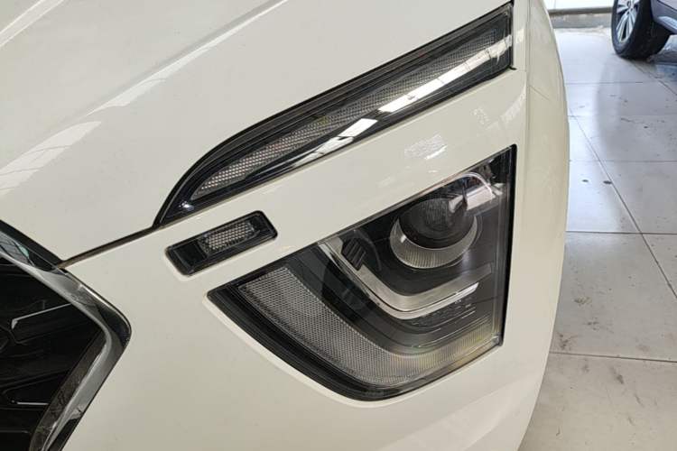 Used Hyundai ix25 2020 1.5L CVT GLS Smart Model Left Front Headlight