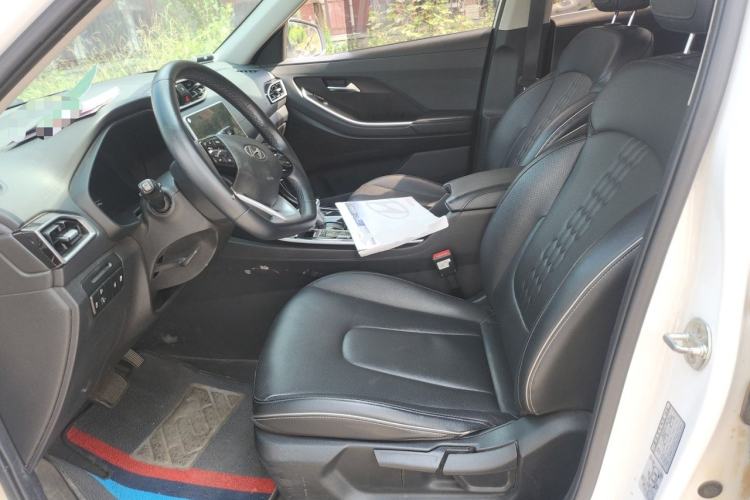 Used Hyundai ix25 2020 1.5L CVT DLX Prestige Version Left Front Seat