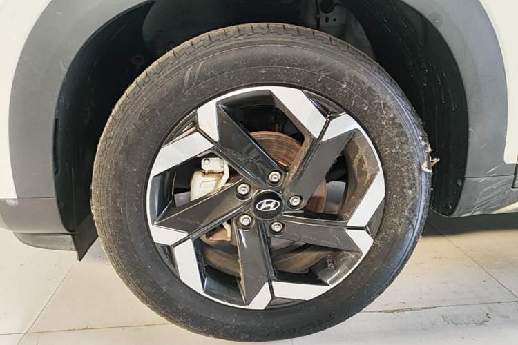 Used Hyundai ix25 2020 1.5L CVT GLS Smart Model Left Front Wheel Hub