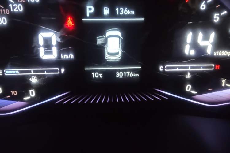 Used Hyundai ix25 2020 1.5L CVT GLS Smart Model Odometer Close Up