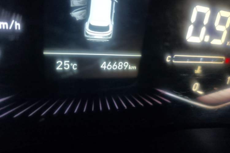 Used Hyundai ix25 2020 1.5L CVT GLS Smart Model Odometer Close Up
