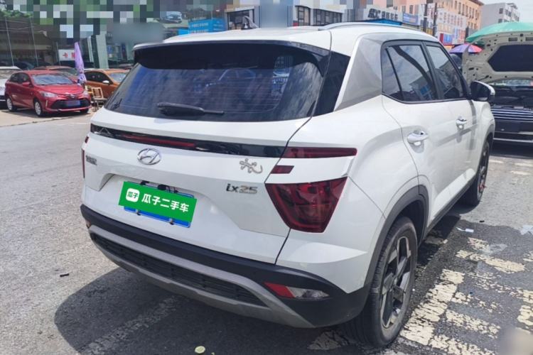 Used Hyundai ix25 2020 1.5L CVT DLX Prestige Version Rear Right 45 Deg