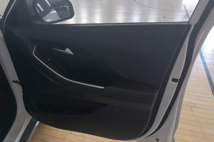 Used Hyundai ix25 2020 1.5L CVT GLS Smart Model Right Front Door Interior