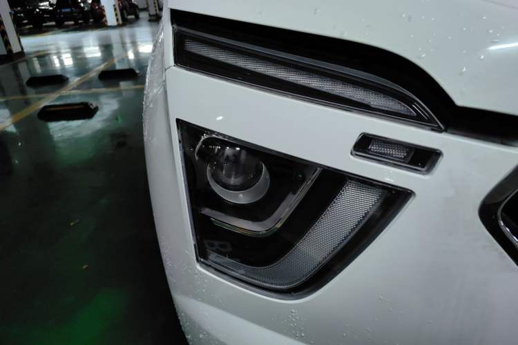 Used Hyundai ix25 2020 1.5L CVT GLS Smart Model Right Front Headlight