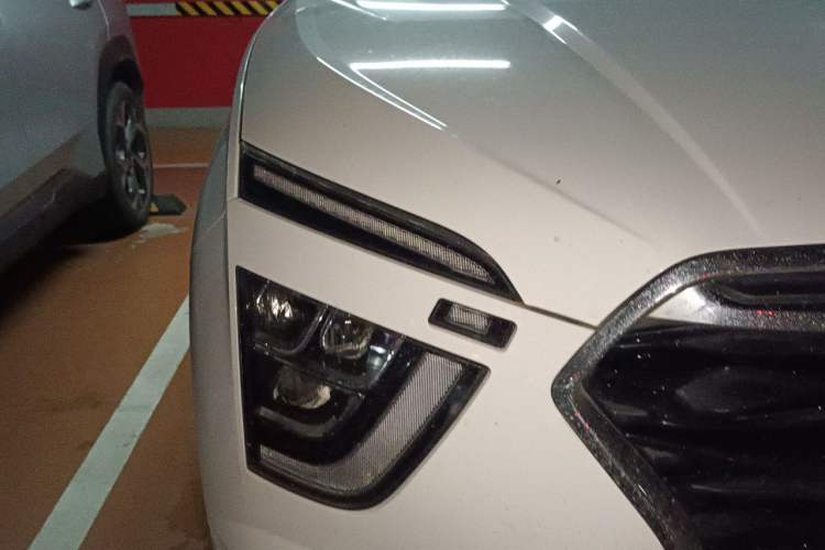 Used Hyundai ix25 2020 1.5L CVT DLX Prestige Version Right Front Headlight