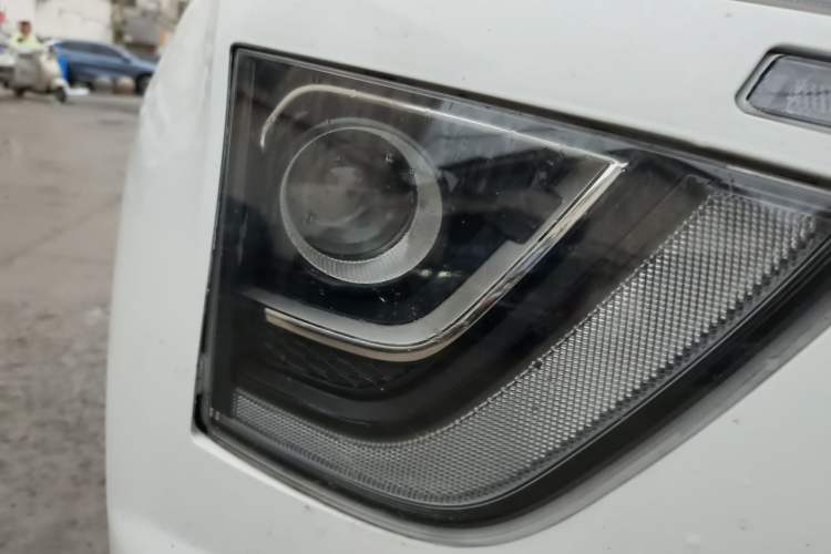 Used Hyundai ix25 2020 1.5L CVT GLS Smart Model Right Front Headlight