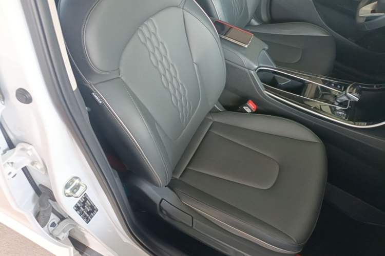 Used Hyundai ix25 2020 1.5L CVT DLX Prestige Version Right Front Seat