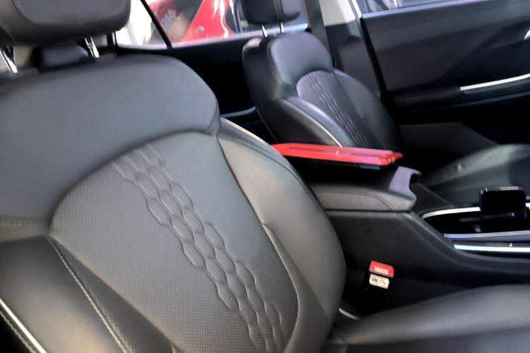 Used Hyundai ix25 2020 1.5L CVT GLS Smart Model Right Front Seat