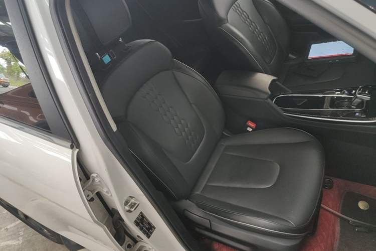 Used Hyundai ix25 2020 1.5L CVT GLS Smart Model Right Front Seat