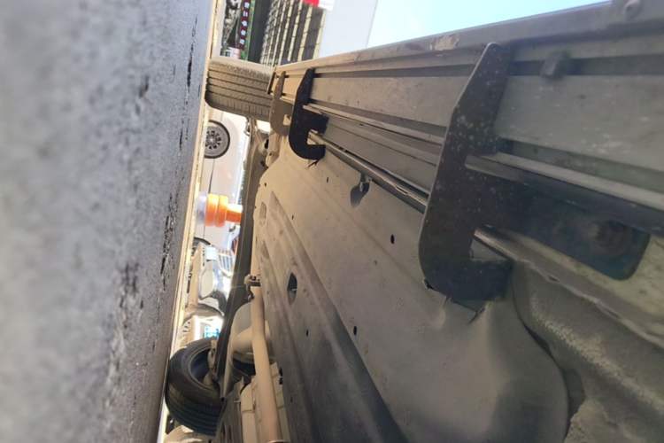 Used Hyundai ix25 2020 1.5L CVT DLX Prestige Version Right Side Sill