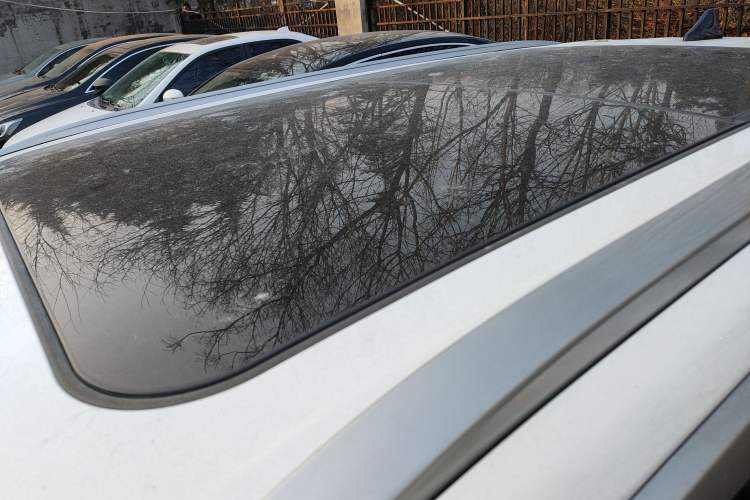 Used Hyundai ix25 2020 1.5L CVT GLS Smart Model Roof