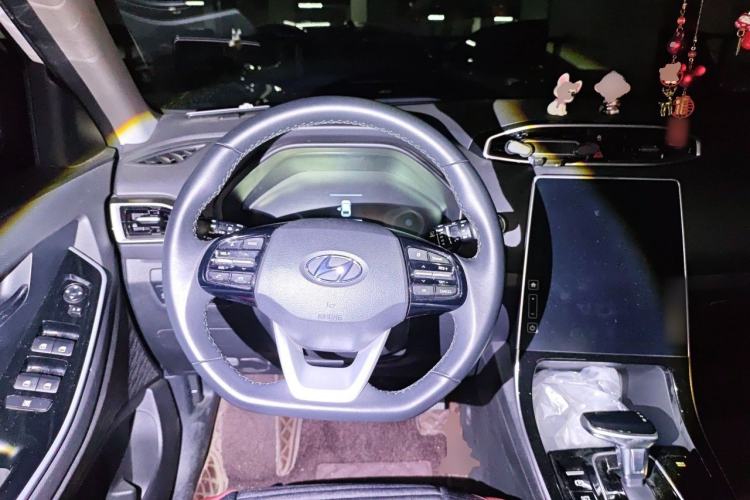Used Hyundai ix25 2020 1.5L CVT DLX Prestige Version Steering Wheel