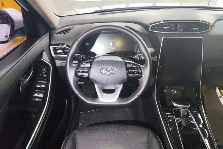 Used Hyundai ix25 2020 1.5L CVT DLX Prestige Version Steering Wheel