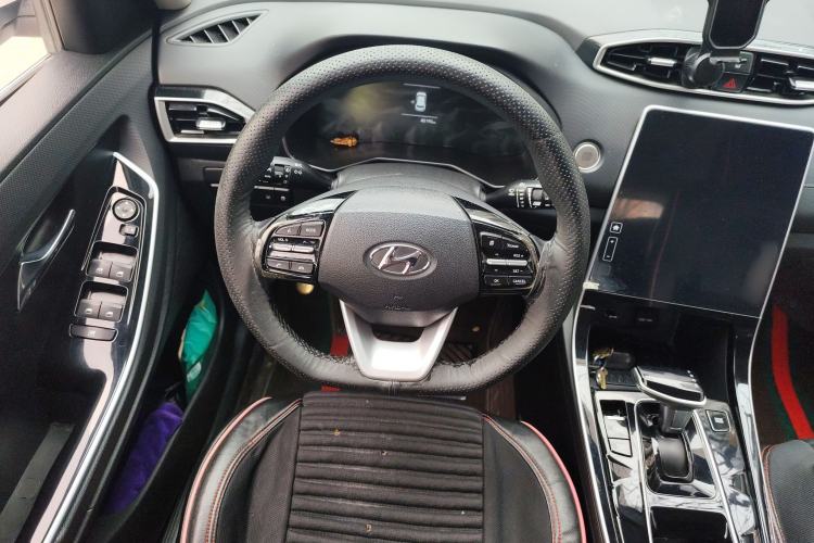 Used Hyundai ix25 2020 1.5L CVT GLS Smart Model Steering Wheel