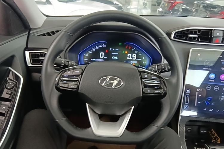 Used Hyundai ix25 2020 1.5L CVT GLS Smart Model Steering Wheel
