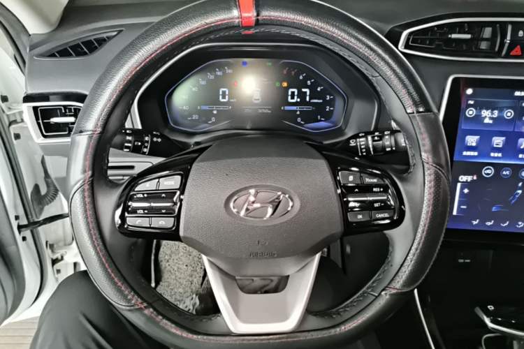 Used Hyundai ix25 2020 1.5L CVT GLS Smart Model Steering Wheel