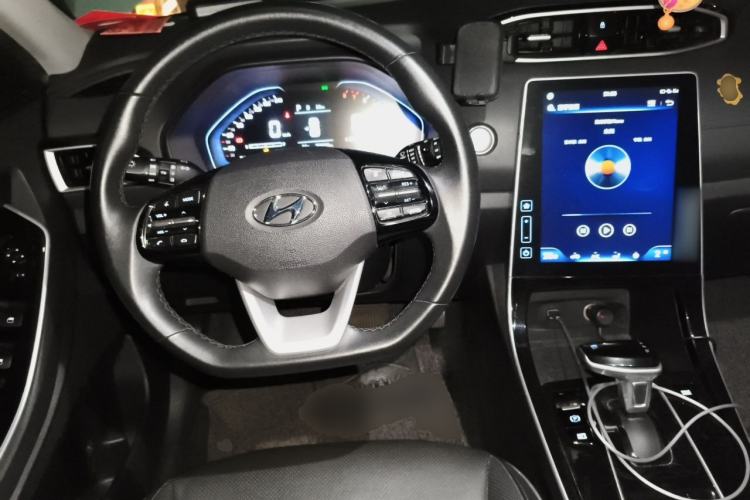 Used Hyundai ix25 2020 1.5L CVT GLS Smart Model Steering Wheel