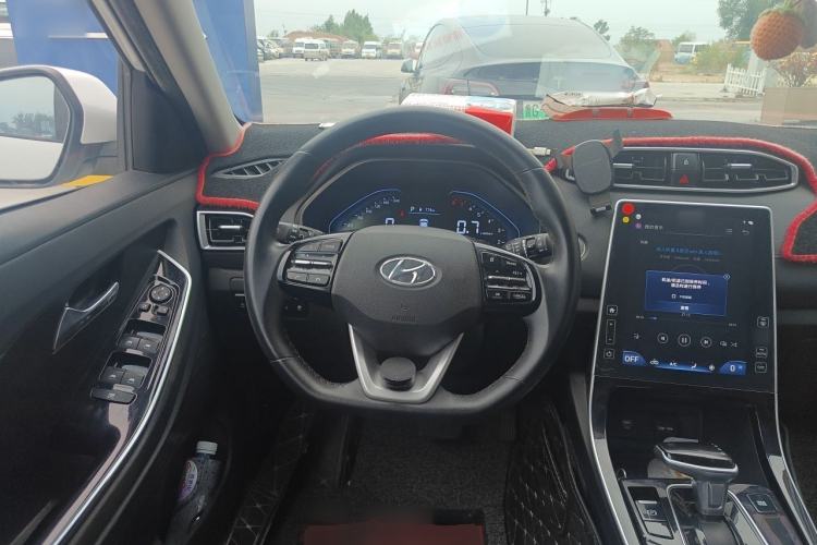 Used Hyundai ix25 2020 1.5L CVT DLX Prestige Version Steering Wheel