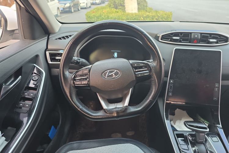 Used Hyundai ix25 2020 1.5L CVT GLS Smart Model Steering Wheel