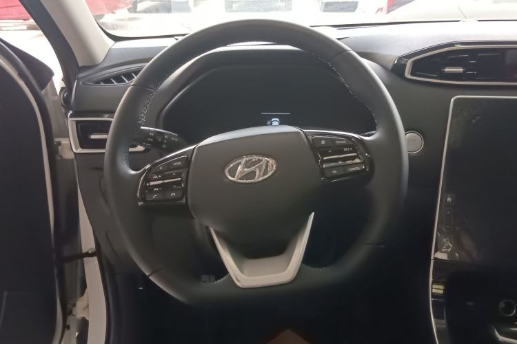 Used Hyundai ix25 2020 1.5L CVT DLX Prestige Version Steering Wheel