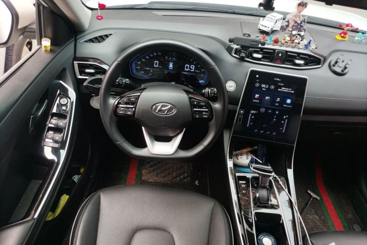 Used Hyundai ix25 2020 1.5L CVT GLS Smart Model Steering Wheel
