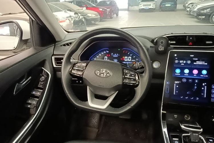 Used Hyundai ix25 2020 1.5L CVT GLS Smart Model Steering Wheel