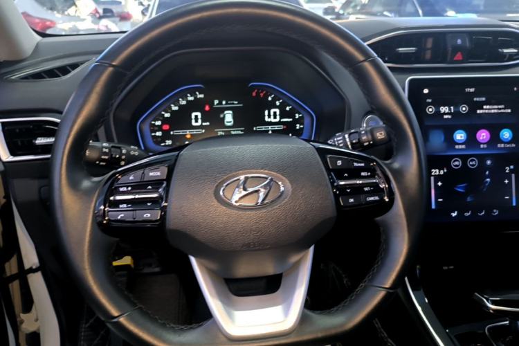 Used Hyundai ix25 2020 1.5L CVT GLS Smart Model Steering Wheel