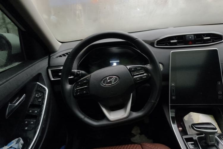 Used Hyundai ix25 2020 1.5L CVT GLS Smart Model Steering Wheel